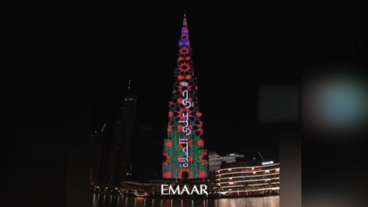 پخش اذان از بلندترین برج جهان