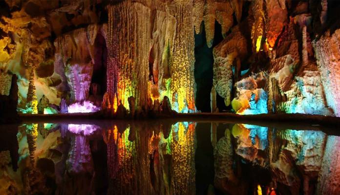 کشف غافلگیرکننده یک غار؛ شاید وجود انسان اولیه به آفریقا محدود نشود!