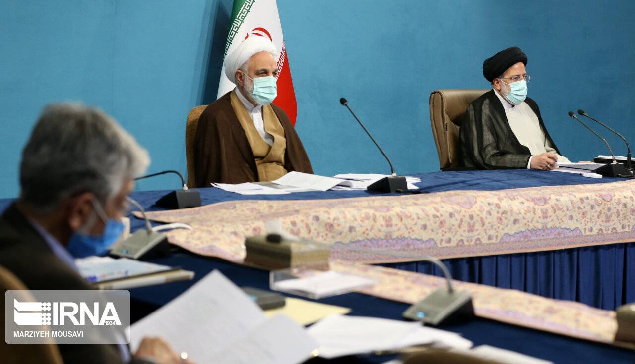 شورای عالی انقلاب فرهنگی حکم رؤسای جدید هفت دانشگاه را تأیید کرد