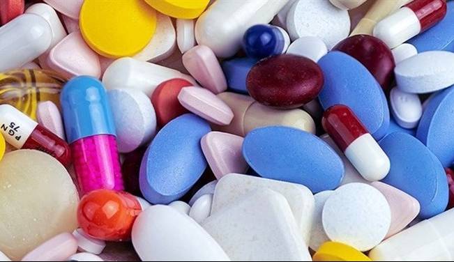 پایان شایعات درباره حذف ارز ۴۲۰۰؛ یک میلیارد دلار امروز به واردات دارو اختصاص یافت پایان شایعات درباره حذف ارز ۴۲۰۰؛ یک میلیارد دلار امروز به واردات دارو اختصاص یافت