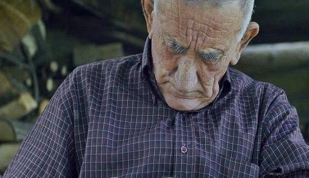 از دست دادن نورون ها موجب خواب آلودگی بیماران آلزایمری می شود  