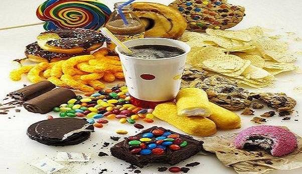 کربوهیدرات ها و خوراکی های شیرین بر سلامت دهان و دندان موثرند  