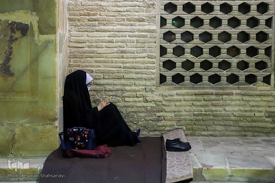 قرار بندگی؛ مناجات در مسجد جامع اصفهان