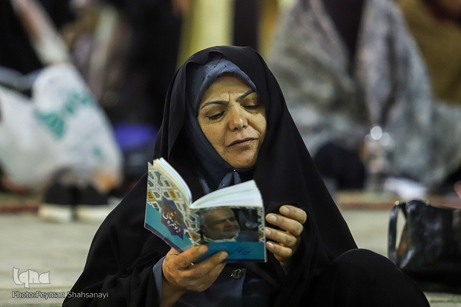 قرار بندگی؛ مناجات در مسجد جامع اصفهان