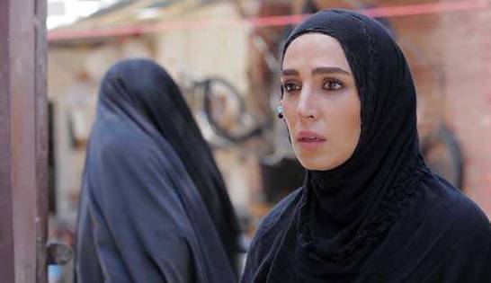 به همسرش شک کرده!