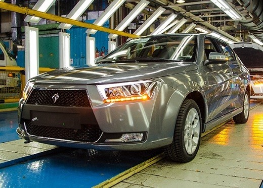 باید در کنار حمایت از خودروسازان، سرمایه گذار خارجی جذب کرد باید در کنار حمایت از خودروسازان، سرمایه گذار خارجی جذب کرد