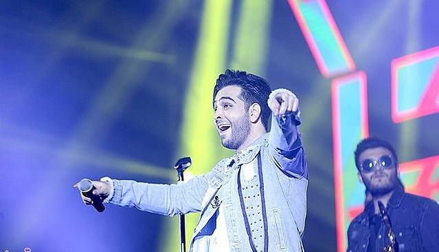 نماهنگ ترانه «هوای تو» با صدای فرزاد فرخ