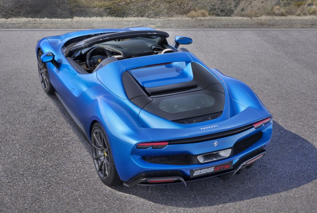 هایپرکار جدید فراری با پیشرانه هیبریدی معرفی شد هایپرکار جدید فراری با پیشرانه هیبریدی معرفی شد