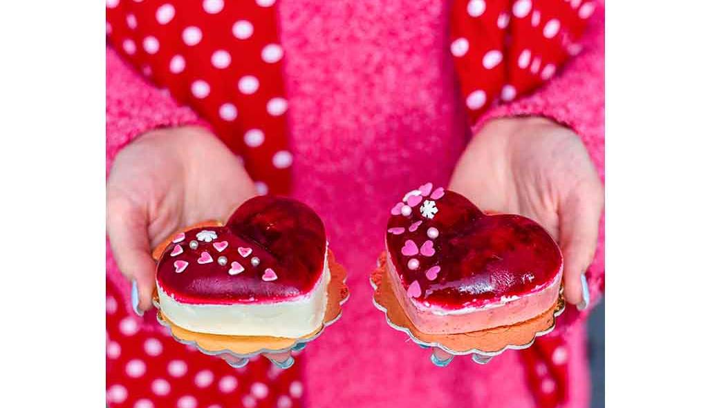 به راحتی کاپ کیک قلبی درست کنید