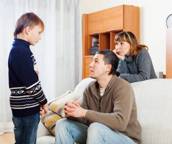 درباره احساس خود با کودک تان صحبت کنید درباره احساس خود با کودک تان صحبت کنید