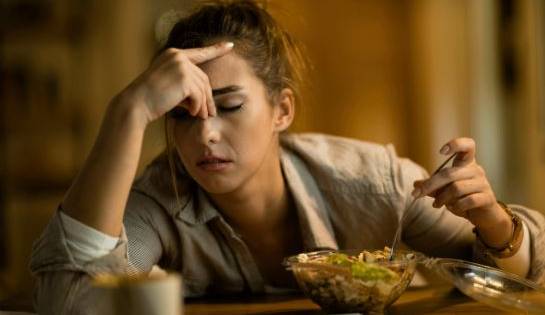 رژیم غذایی برای سردرد‌های میگرنی