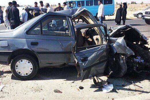 هادیانفر: خودروسازان برای ایمنسازی محصولاتشان مقاومت میکنند! هادیانفر: خودروسازان برای ایمنسازی محصولاتشان مقاومت میکنند!