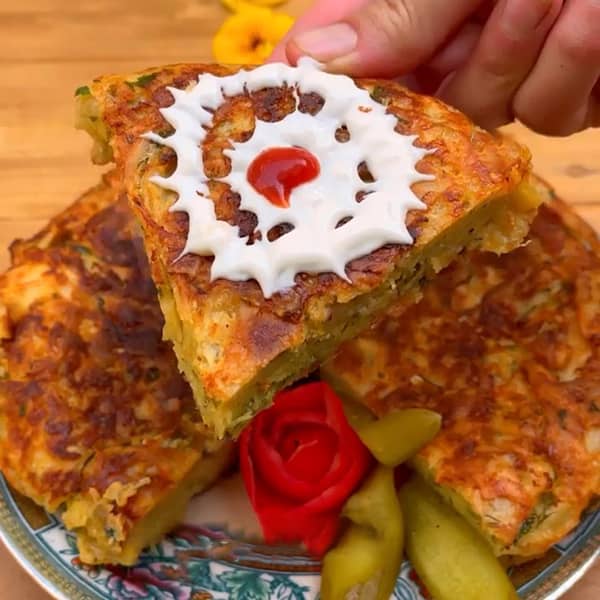 افطاری بپزیم؛ کوکوی نان ساده و خوشمزه