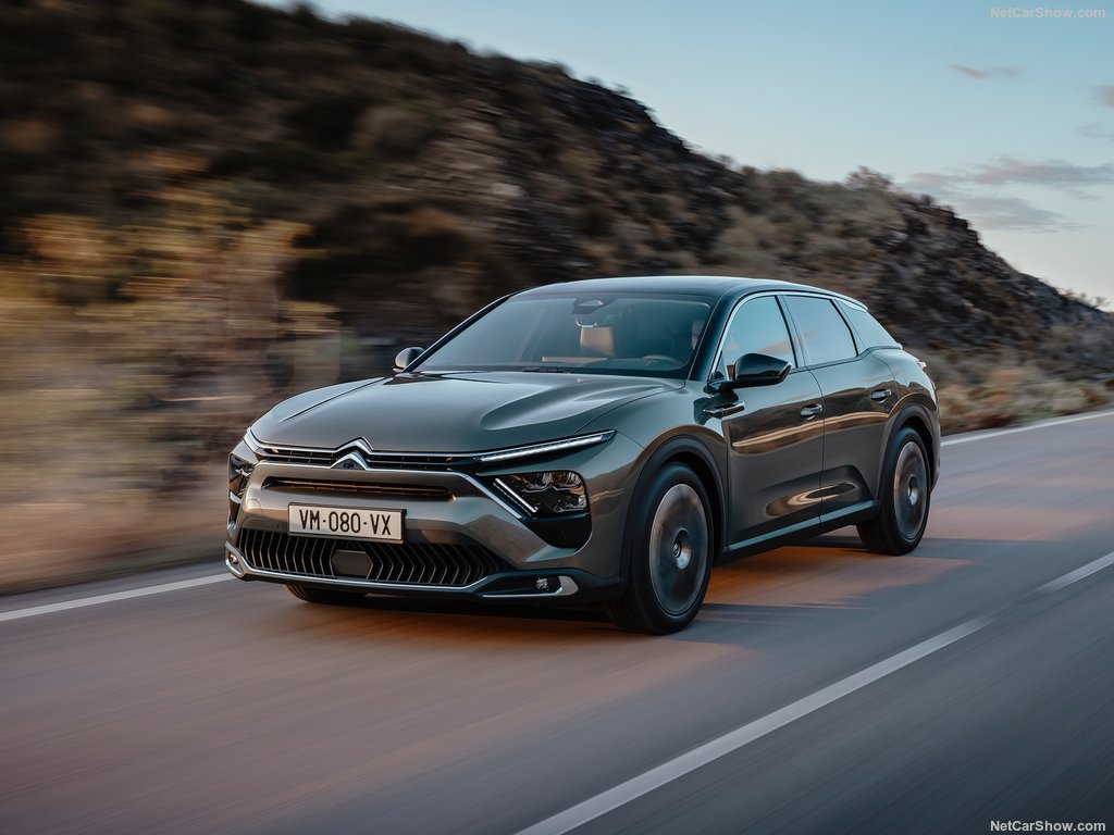 بررسی کراس اوور کوپه و جذاب «سیتروئن»