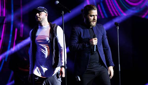 موزیک ویدیوی اجرای زنده قطعه ی «شاه بیت» از مسیح و آرش