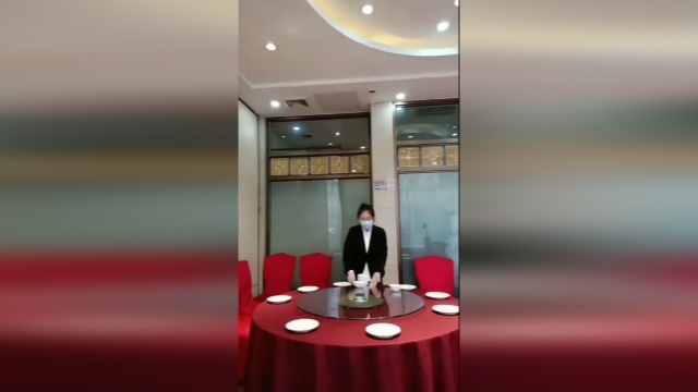 عجیب‌ترین روش برای چیدن میز