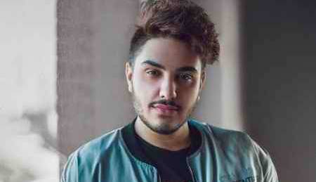 کلیپ احساسی «دلشوره» با صدای آرون افشار