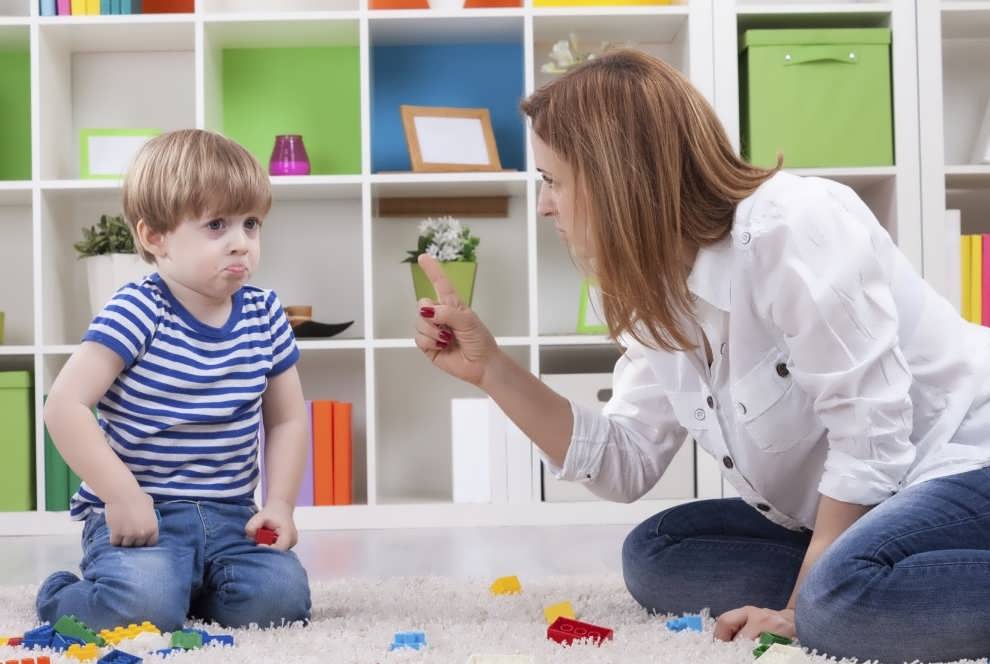 با بچه نامرتب چگونه برخورد کنم؟