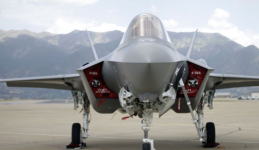 تیک آف جنگنده از نمایی دیدنی