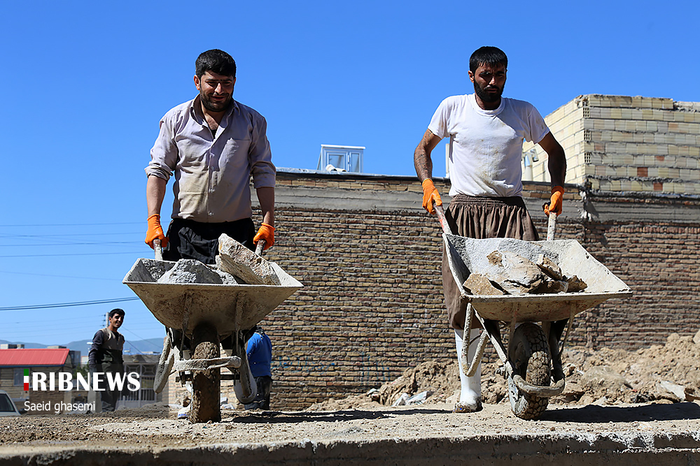 عکس/ به مناسبت روز جهانی کار و کارگر