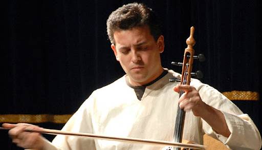 «آیرلیق» با نوای کمانچه امامیار حسن اف