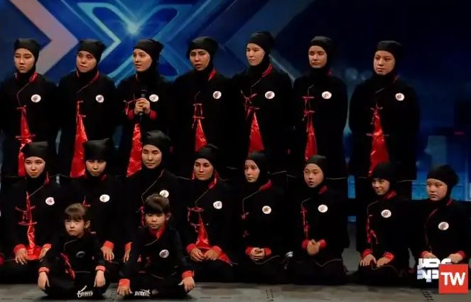 ماجرای ماسک‌های گروه دختران وحدت