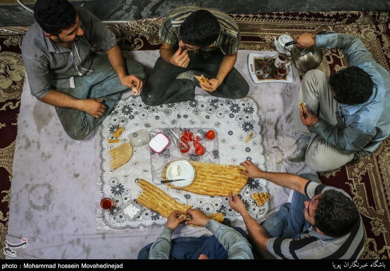 عکس/ چند قاب دیدنی از این قشر شریف و زحمتکش