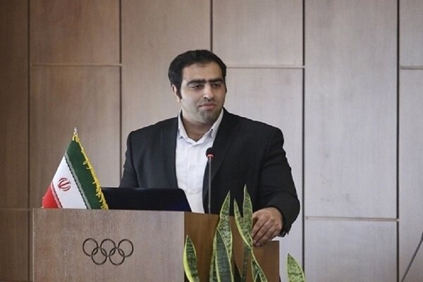 رئیس فدراسیون پرورش اندام: فعالیت بانوان در این رشته و فیزیک ممنوع است