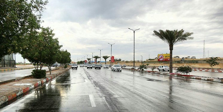 گرد و خاک عراق در آسمان غرب و جنوب غرب کشور گرد و خاک عراق در آسمان غرب و جنوب غرب کشور