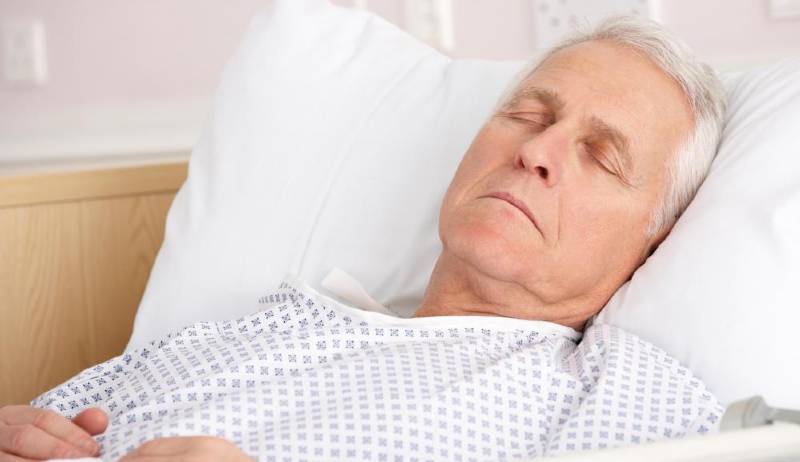 چند ساعت خواب برای افراد میانسال و سالمند مطلوب است؟  