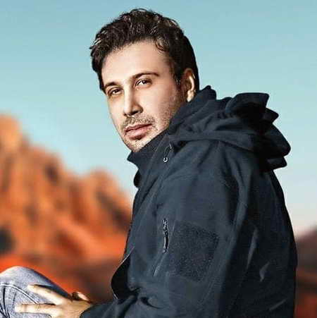 نماهنگ قطعه «دلبر» با صدای محسن چاوشی