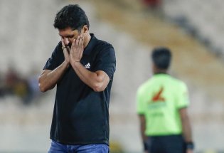 قهرمانی برای استقلال و پرسپولیس، فحشش برای ما