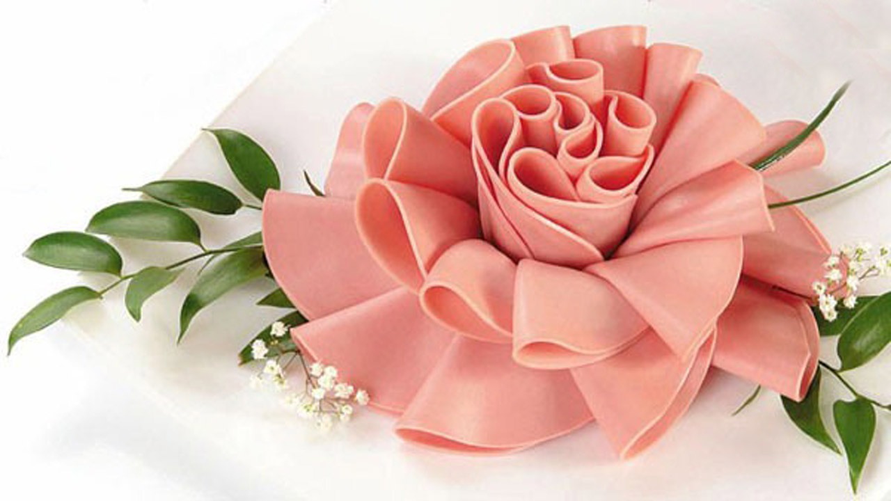 آموزش تزئین ژامبون به شکل گل