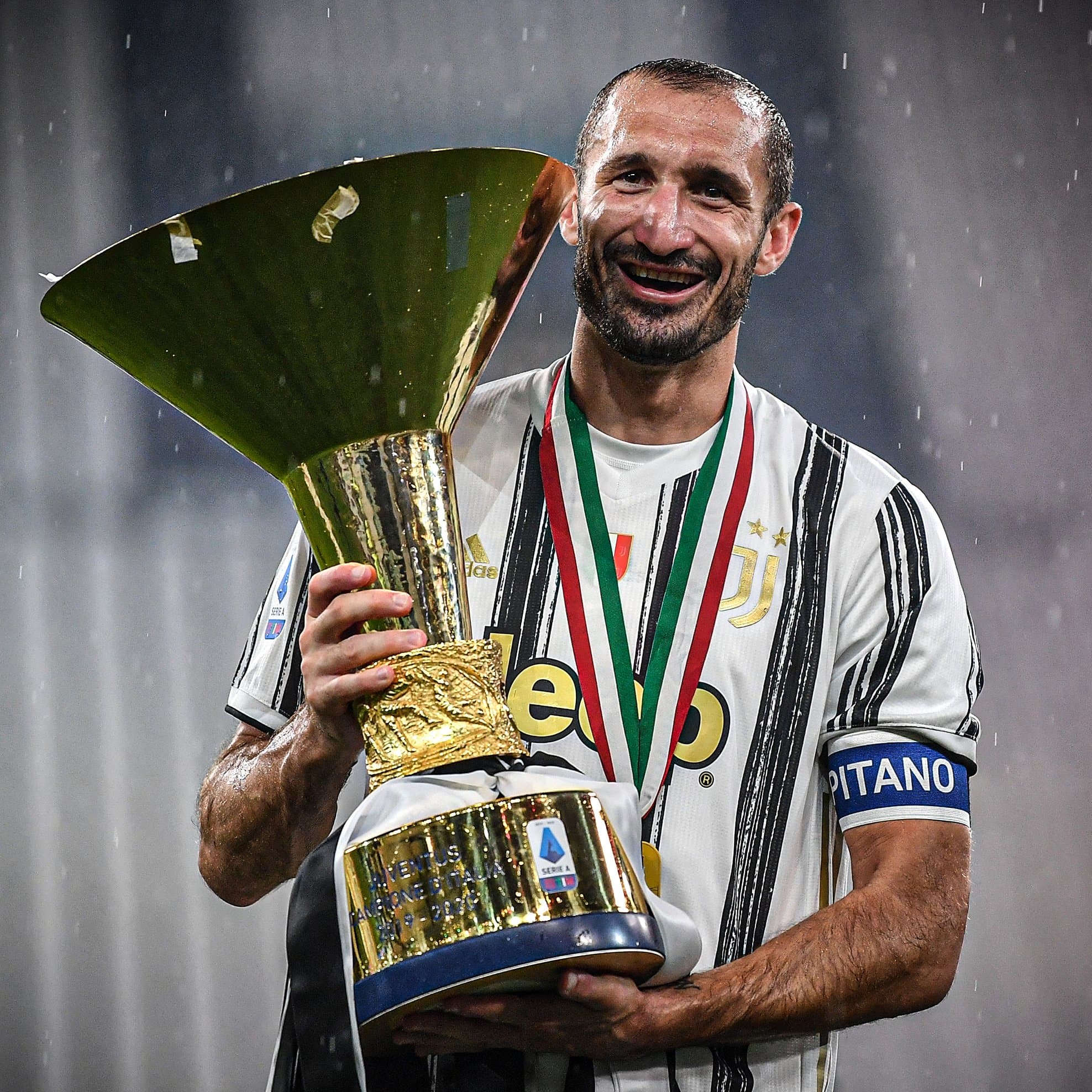 خداحافظی کاپیتان یوونتوس پس از 18 سال / آقای دکتر به آمریکا می‌رود