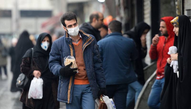 کرونا/ آیا باید همچنان در اماکن عمومی ماسک زد؟  