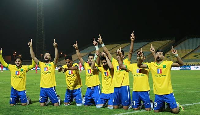حضور سرزده افسران مبارزه با دوپینگ در یک دیدار لیگ برتر فوتبال