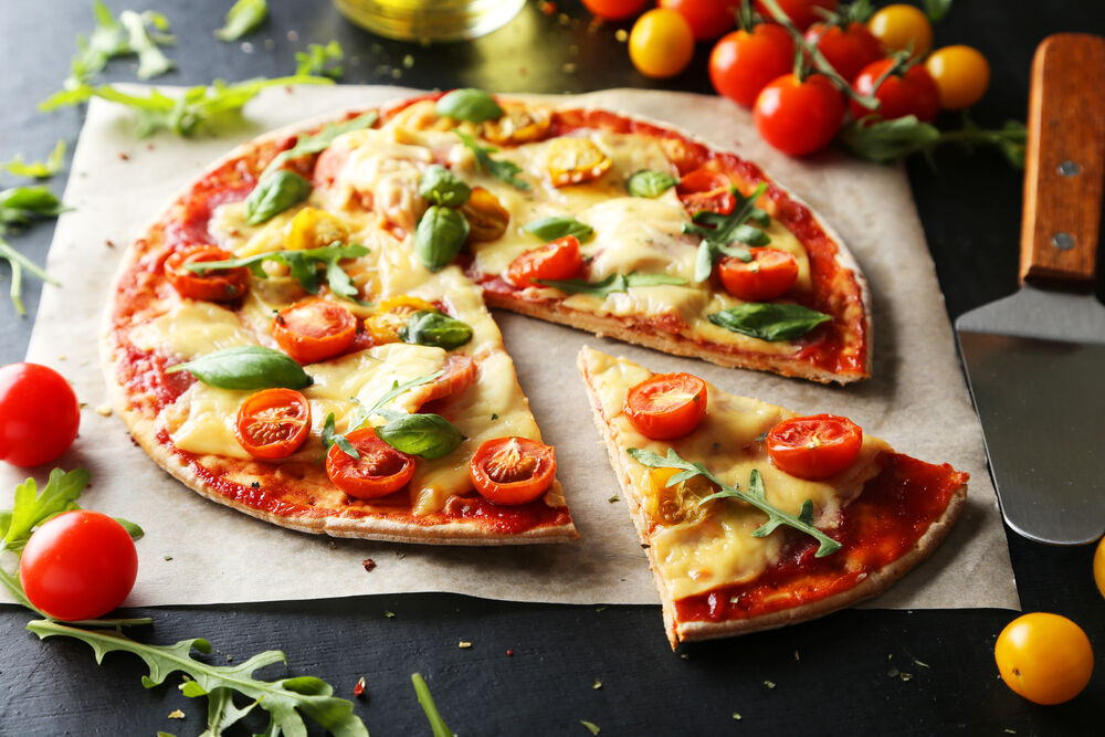 هر پیتزایی ایتالیایی نیست! تفاوت‌های پیتزا آمریکایی و ایتالیایی