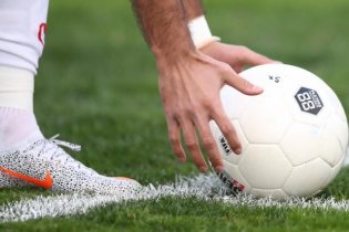 تکلیف بازی استقلال و سپاهان روشن شد