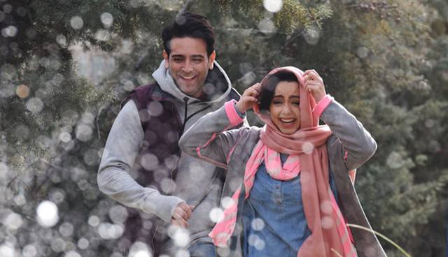 تو رو تا ته خاطراتم کشیدم به زیبایی تو  کسی رو ندیدم