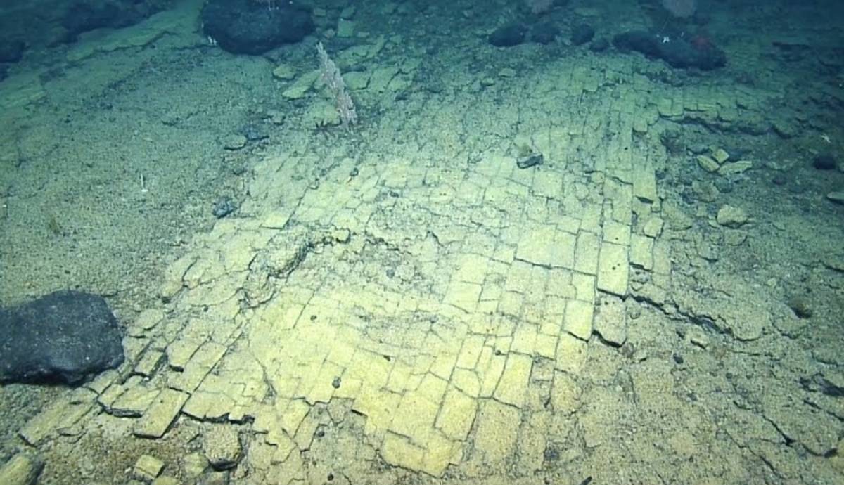 کشف جاده شهر افسانه‌ای آتلانتیس در زیر اقیانوس!