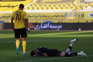 چرا شهریار مغانلو از کوره در رفت؟!