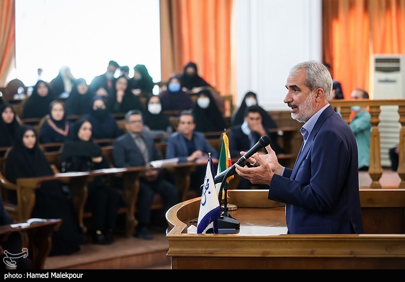 دیدار جمعی از معلمان و فرهنگیان با قالیباف