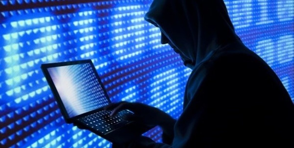 دستگیر کلاهبردار اینترنتی فروش روغن در خمینیشهر