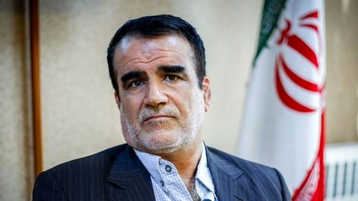 فعال اصلاحطلب: بهتر بود رئیسی برای تعریف از دولت خودش، زحمات دیگران را نادیده نمیگرفت