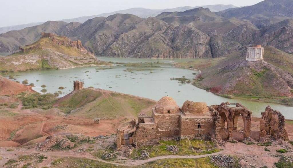 آغاز مرحله جدید مرمت قلعه تاریخی سمیران طارم