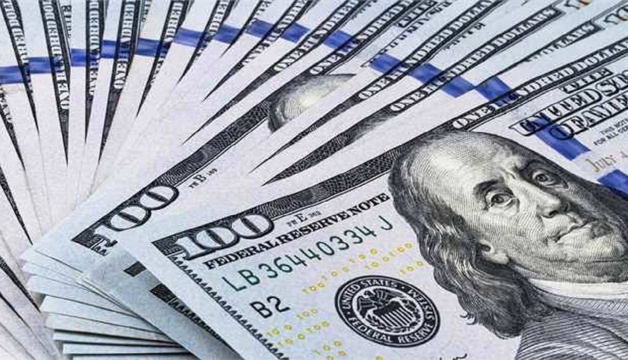 ورود ارز از طریق گمرک، معاف از مالیات است