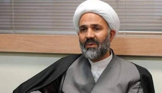 پژمانفر: ارز ۴۲۰۰ تومانی حامی ثروتمندان بود