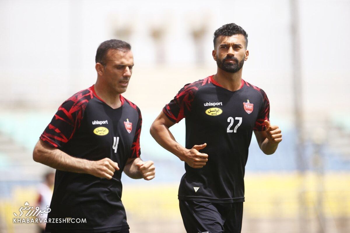 تصمیم غیرمنتظره یحیی/ خداحافظی مدافع پرسپولیس از جمع سرخ ها! تصمیم غیرمنتظره یحیی/ خداحافظی مدافع پرسپولیس از جمع سرخ ها!