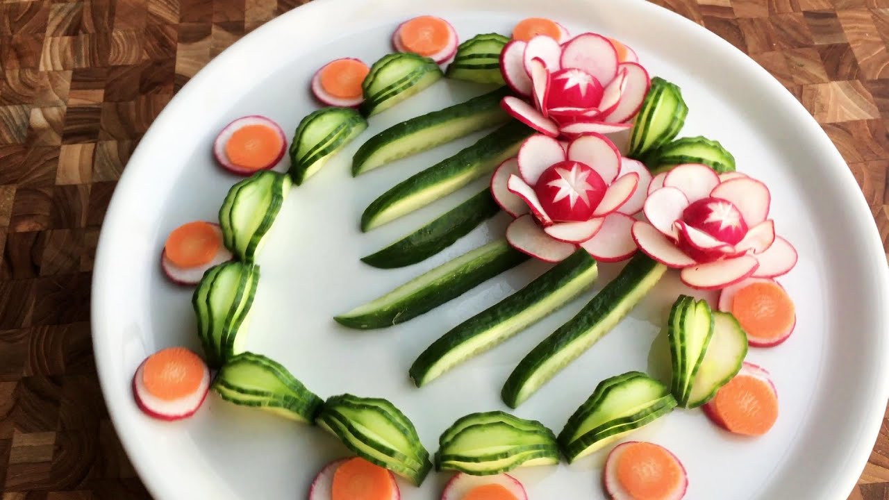 به کمک این ویدئو سالاد را حرفه ای تزئین کنید