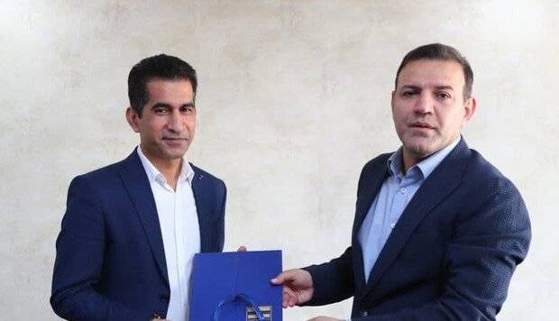 استعلام کامرانی‌فر برای محرومیت عزیزی خادم